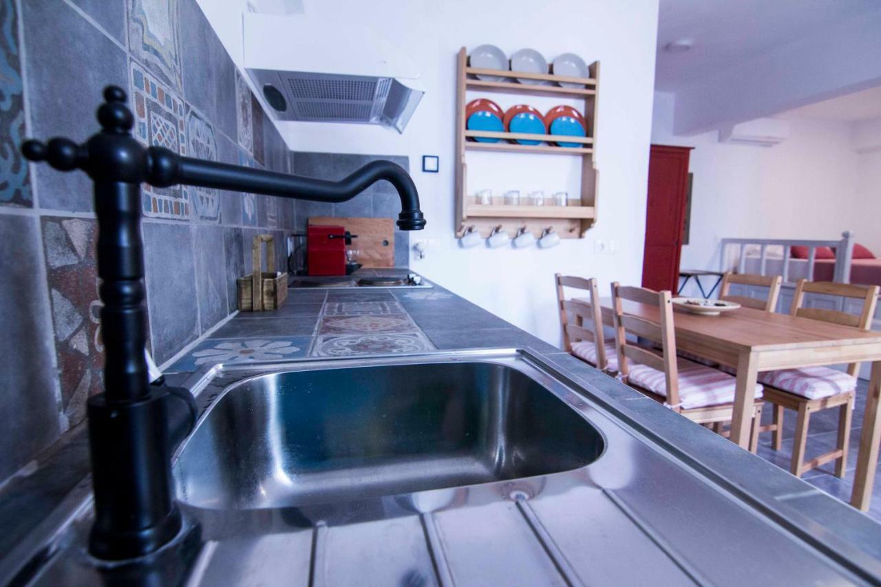 Aegli Apartments 시미 외부 사진